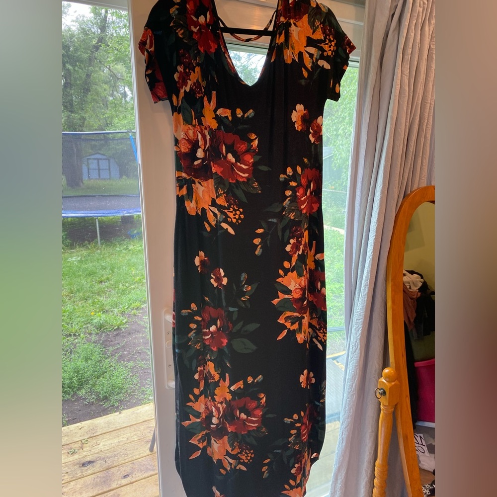 Black floral boho maxi Medium